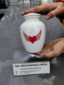 Urna de cremación para adultos, corazón negro de aluminio con alas, pintado a mano, Perla de aluminio, blanco - Product Image 2