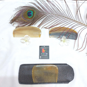 <b>HOT</b> ITEM OF HORN <b>COMB</b> - 100% made from natural buffalo <b>comb</b> horn supplied by big supplier of horn hair <b>comb</b> - Product Image 3