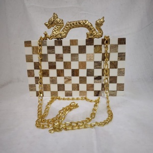 Résine en bois Designer résine dames pour femmes pochette femmes dames sac dames pochette sac de soirée embrayages faits à la main - Product Image 1