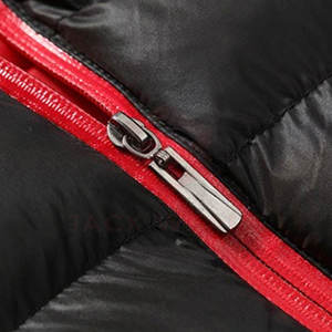 เสื้อแจ็คเก็ตบอมเบอร์ทรงพองสำหรับผู้ชาย ดีไซน์ใหม่สำหรับฤดูหนาว ผ้ามันเงา คอตั้ง อุ่นสบาย กันน้ำ กันลม - Product Image 6