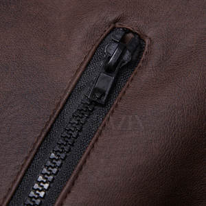 เสื้อแจ็คเก็ตหนังวัวผ้าแคนวาสคอตั้งสำหรับผู้ชายแฟชั่นฤดูหนาว กันลม ใส่สบาย ระบายอากาศได้ดี - Product Image 4