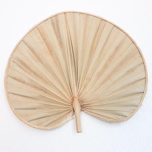 Ventilador colgante de decoración de hojas de palma Natural, precio barato, alta calidad, hecho en Vietnam - Product Image 1
