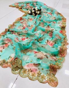 Atractiva ropa de fiesta bordada con estampado y diseño de flores trabajo Georgette seda Saree con blusa ropa de mujer mejor precio étnico - Product Image 1