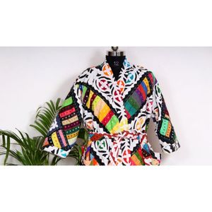 Chaqueta bordada Kantha hecha a mano Kimono de trabajo de corte único Abrigo DE TRABAJO Vintage para ropa de dormir o uso doméstico - Product Image 5