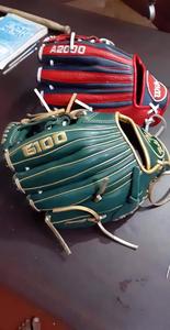 Guantes de Béisbol Personalizados de Cuero Vacuno para Infield, Outfield, Primera Base y Receptor - Product Image 3