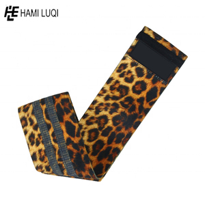 Bande de résistance en tissu pour exercices de fitness, bande de résistance pour les fessiers, bande de résistance pour les squats, logo personnalisé en gros 2024 - Product Image 3