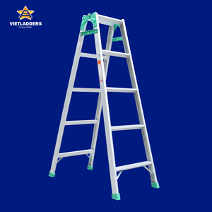 บันไดอลูมิเนียมพับได้ VIETLADDERS สำหรับงานอุตสาหกรรม 4 ขั้น 6 ฟุต รับน้ำหนักได้ 150 กก. ระบบล็อคแบบแมนนวล ใช้ในโรงแรม ปลอดภัยสำหรับงานฉนวนกันความร้อน - Product Image 1