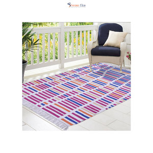 Proveedor principal de alfombras tejidas bordadas hechas a mano de material de algodón 100% personalizadas para compradores mayoristas - Product Image 1