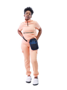 Uniformes de manga corta para enfermeras, conjunto de pantalones apilados con volantes para correr, venta al por mayor - Product Image 5
