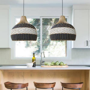Pantalla de lámpara de ratán estilo Bali, decoración de luz de pedante al por mayor - Product Image 1