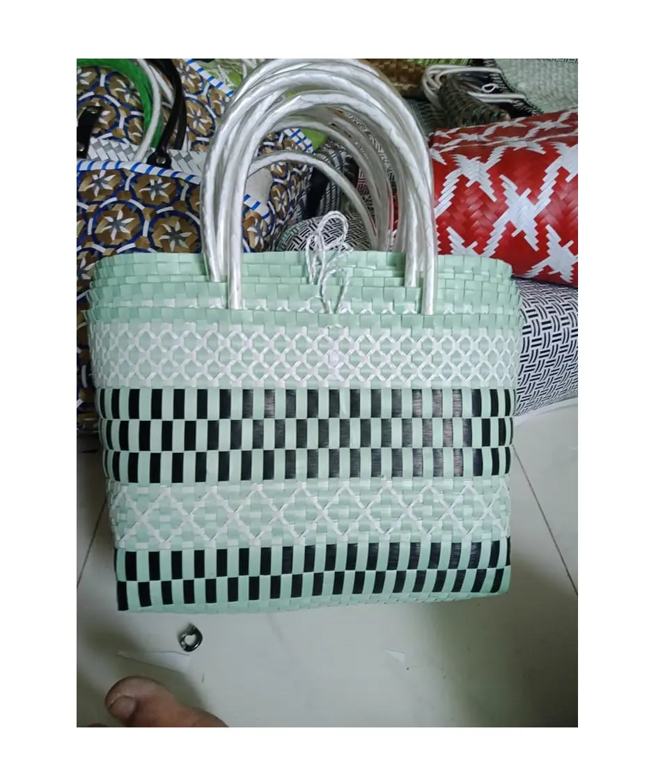 Plastic woven bag / tolebag / hand bag / Floral Patterned with many designs Competitive Price 99GD