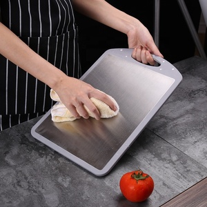 2019Nuevo producto Cocina <span class=keywords><strong>de</strong></span> calidad alimentaria 304 Acero inoxidable <span class=keywords><strong>Tabla</strong></span> <span class=keywords><strong>de</strong></span> cortar <span class=keywords><strong>de</strong></span> metal y PP Fruta Verdura <span class=keywords><strong>Carne</strong></span> Picadora - Product Image 5