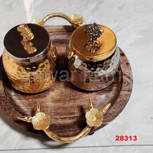 Bandeja redonda de Metal y madera para servir - Product Image 1