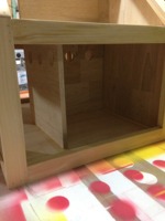 Nouvelle maison de poupée DIY de haute qualité pour le printemps, meubles en bois massif écologiques, jouets au design mignon, jeux sûrs pour enfants, jeux d'imitation pour enfants