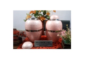 Urna de cremación con textura de aluminio, suministros funerarios, color verde, India - Product Image 5