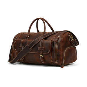 Vente en gros Sac de sport unisexe Nouveau sac de voyage léger à fermeture éclair Gym en cuir artificiel Logo personnalisé à la mode - Product Image 1