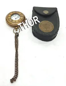 1920 in ottone antico <span class=keywords><strong>Queen</strong></span> London Makers orologio digitale da tavolo in ottone lucido decorativo catena orologio da tasca con scatola in pelle - Product Image 1
