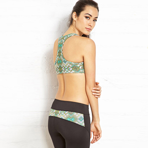 2025 Venta al por mayor Sublimación elegante Sujetador deportivo para mujer a la venta OEM ODM Últimas llantas a prueba de golpes Yoga Running Bra Vest - Product Image 5