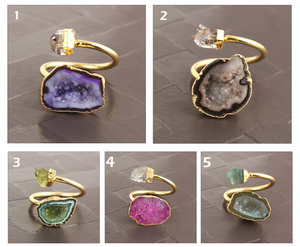 Uxury-anillo ajustable de piedra de peridoto en bruto, geoda verde natural de latón galvanizado dorado - Product Image 2