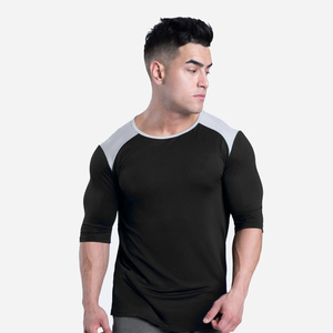 Chemises de sport personnalisées pour hommes, protection solaire UV UPF 50+, manches courtes, décontractées, légères, 100% coton, écologiques, devant - Product Image 1