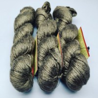 Prix d'usine Fil de soie de mûrier naturelle pure 48nm 100 fils, filé en cône, teint, pour broderie et tricot à la main, écologique, qualité supérieure