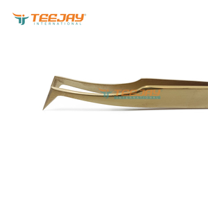 Pince à épiler TEEJAY Plasma Gold L Boot Volume pour extensions de cils, en acier inoxydable, pointe dentelée, manche de 10 mm, prise en main parfaite, antistatique - Product Image 4