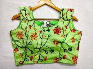 Sari prêt-à-porter grande taille avec travail de miroir Aari, haut de sari pour femme prêt à porter, taille 40 - Product Image 3