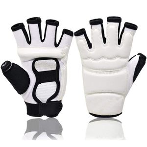 ถุงมือซ้อมเทควันโดหนังสีสันสดใสสไตล์ MMA - Product Image 1