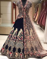 Lehenga Choli Dupatta de Algodón y Seda con Bordado Intenso, Estilo Multicolor de Lujo para Bodas y Ocasiones Especiales, Muy de Moda