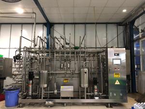 325Ml <b>Glass</b> <b>Bottled</b> Coconut <b>Water</b>-Vietnam Manufacturer-Oem Fruit Juice - Product Image 3