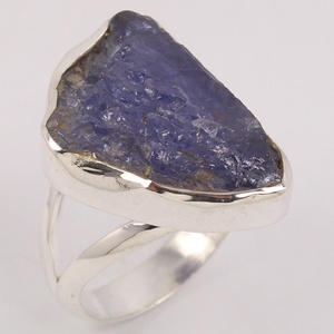 925 en Argent Sterling Belle Fantaisie Forme Tanzanite Bague En Pierre Brute - Product Image 2