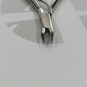 Pinces à ongles en acier inoxydable avec ressort/cuticules complètes, pinces à ongles, coupe-ongles en acier inoxydable, manucure et pédicure - Product Image 4