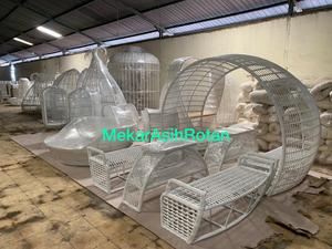 Modern 4-Seater <b>Swing</b> <b>Chair</b> Outdoor Patio Furniture Set <b>Rattan</b> Garden Furniture for Hotels Parks Exterior Use - Product Image 2