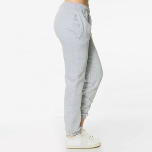 Pantalon de survêtement fuselé pour femme en molleton athlétique polyester/coton, à 2 bandes, avec cordon de serrage et poches, pour l'entraînement et les loisirs - Product Image 3