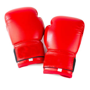 Manoplas de boxeo de cuero PU resistentes hechas en Pakistán, guantes cómodos de entrenamiento de lucha, precio razonable, boxeo de artes marciales - Product Image 2