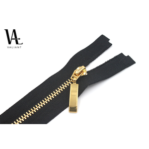 Fermeture éclair en laiton doré, logo personnalisé de haute qualité, pièces - Product Image 1