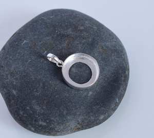 Nueva colección 18MM forma redonda Collet sólido 925 plata esterlina diseñador de moda en blanco asentamiento bisel taza colgante - Product Image 3