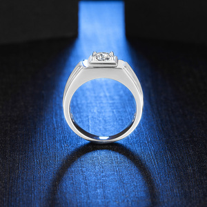 1캐럿 6.5mm 라운드 모이사나이트 시그넷 링 925 실버 파베 클로 세팅 14K 18K 골드 로듐 도금 클래식 남녀공용 웨딩 선물 - Product Image 5