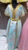Robe longue élégante de haute qualité pour femme, style vintage, pour soirée formelle, bal de promo, avec perles, fleurs et nœud en satin