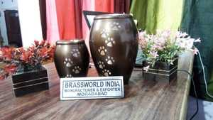โกศใส่ศพสำหรับสัตว์เลี้ยงสีน้ำตาลอะลูมิเนียมอุปกรณ์งานศพ brassworld อินเดีย - Product Image 2