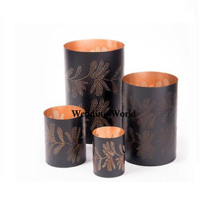 Ensemble de quatre photophore en métal de qualité supérieure bougeoir fait main forme ronde support votif en métal de luxe - Product Image 1