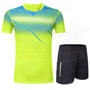 Vente en gros d'uniformes de tennis en polyester 100% personnalisés Maillot de polo Ensemble court pour jeunes Vêtements de tennis Nom de l'équipe OEM Technologie de sublimation - Product Image 2