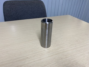 Fábrica de fresadoras de acero inoxidable y aluminio de alta calidad-Perforación CNC directa de Vietnam para aplicaciones de automóviles - Product Image 4