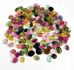Pierre précieuse en vrac de tourmaline naturelle de qualité incroyable Cabochon à dos plat de 8mm à facettes multicolores de forme inégale Pierre précieuse exceptionnelle - Product Image 1