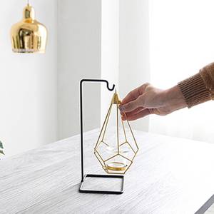 เชิงเทียนสีทองสำหรับชงชาทองเหลืองและเหล็กดีไซน์งานฝีมือที่สมบูรณ์แบบสำหรับการตกแต่งบ้านที่หรูหรา - Product Image 3