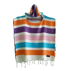 Poncho da piscina con cappuccio Pestemal con asciugamano turco da spiaggia per tutte le taglie arcobaleno Turkiye