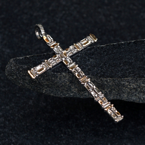 Champagne Baguette Diamant Croix Religieuse 925 Oxydé Pendentif Fait Main En Argent En Gros Bijoux Unisexe - Product Image 4