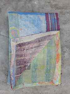 Wholesale Vintage Kantha Throw With Multi Layer Saree & Hand Embroidery King Size Dhurries Home Furnishing, Garment Redesign Use - Product Image 3