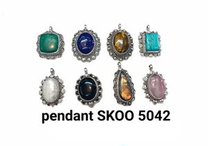 Ensemble de bijoux de mariage bohème indien multicolore magnifique pendentif en strass avec pierres précieuses naturelles brillantes pour la fabrication de bijoux - Product Image 2