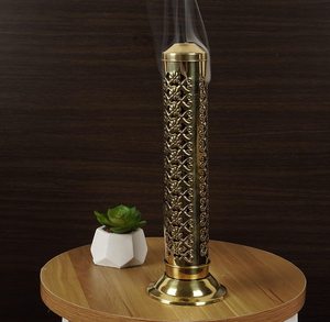 Quemador de fragancia de latón Popular portátil para varitas de incienso flores grabado hecho a mano diseño exclusivo Primavera Verano otoño - Product Image 4